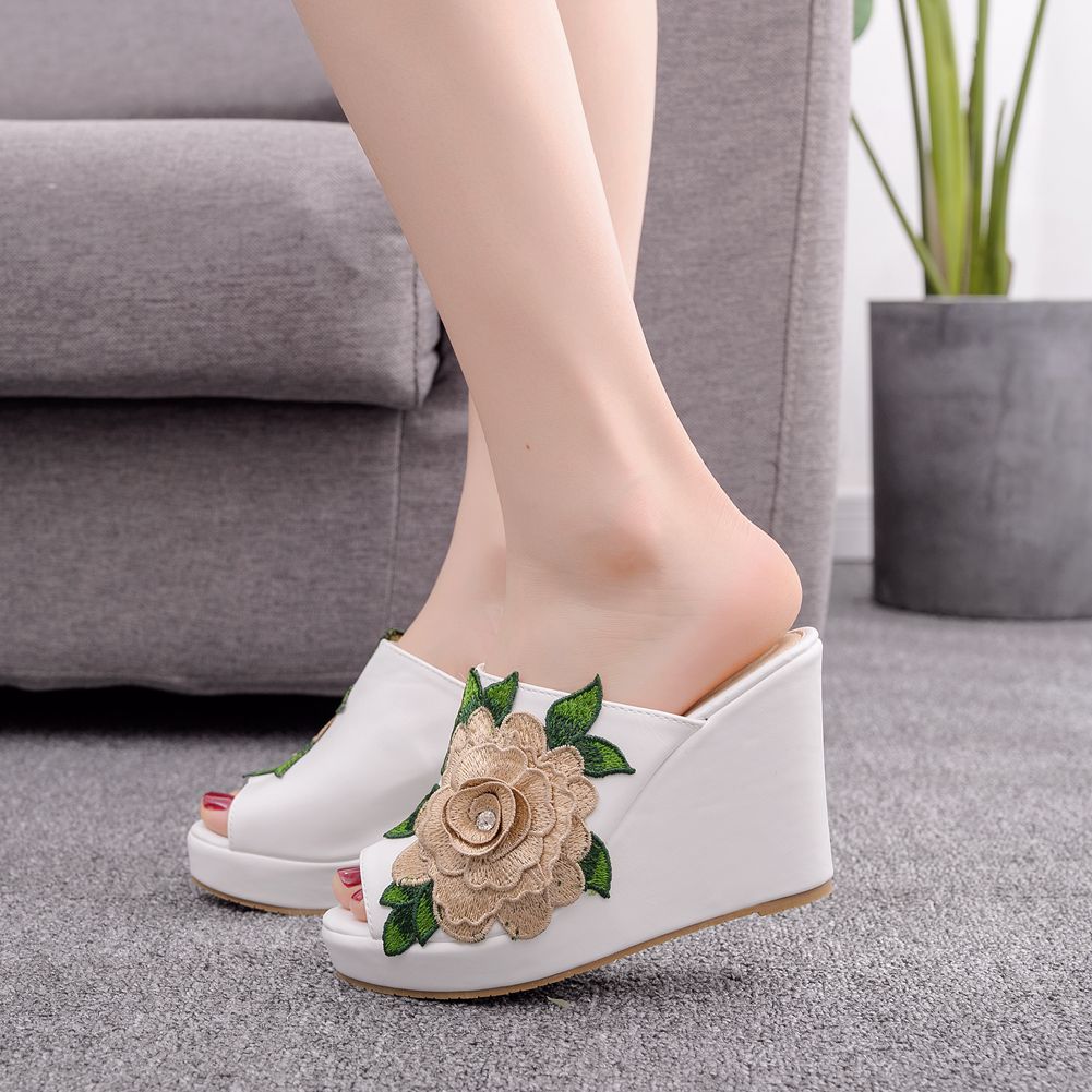 Sandali da donna con zeppa alt - Queen Street Fashion recensione e prezzo