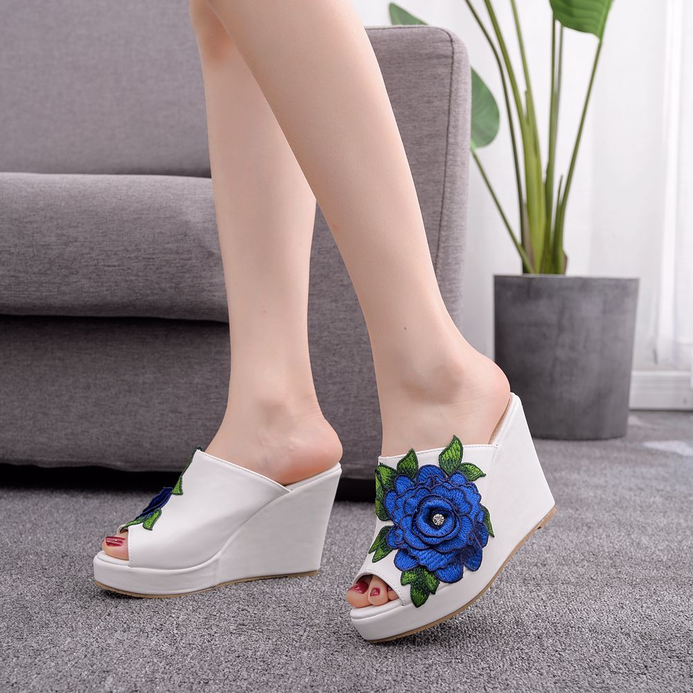 Sandali da donna con zeppa alt - Queen Street Fashion recensione e prezzo